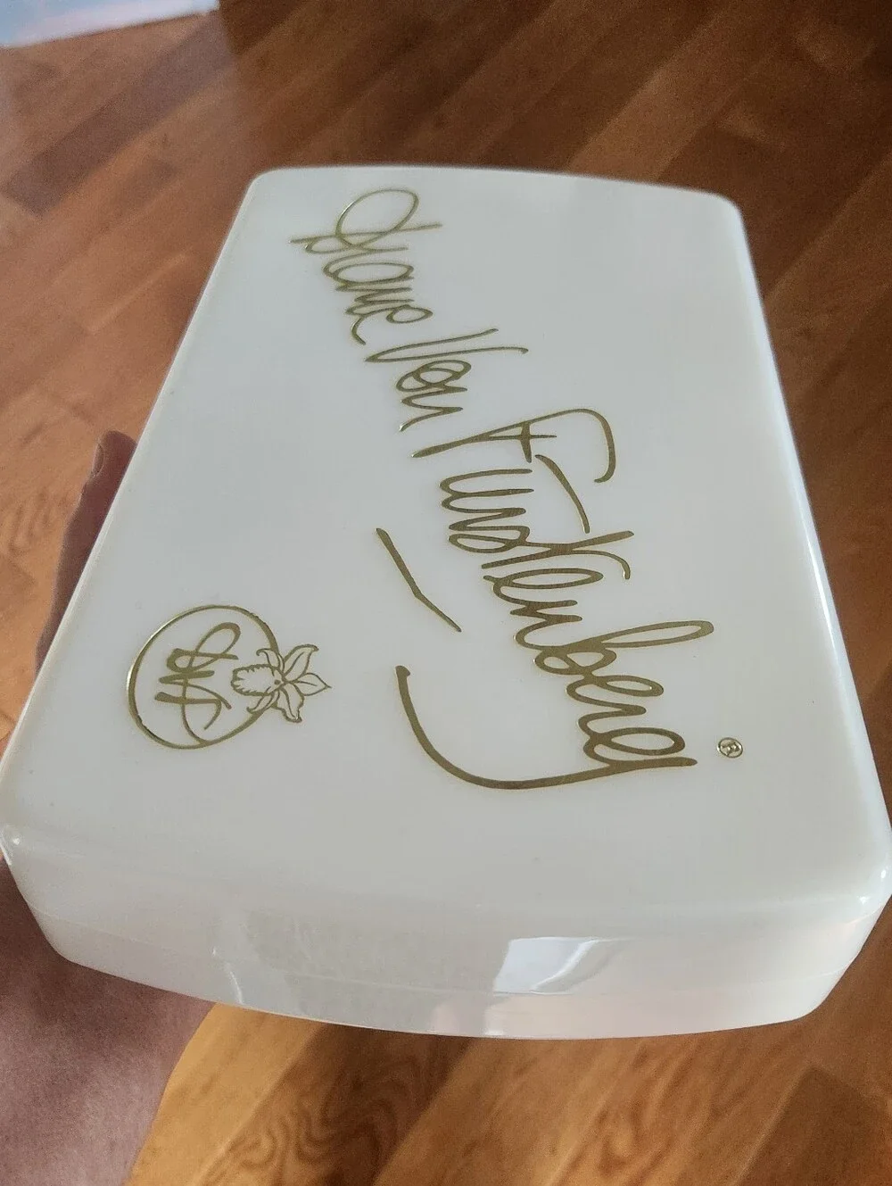 Vintage Diane Von Furstenberg Acrylic Trinket Jewelry Make Up Dresser Box White